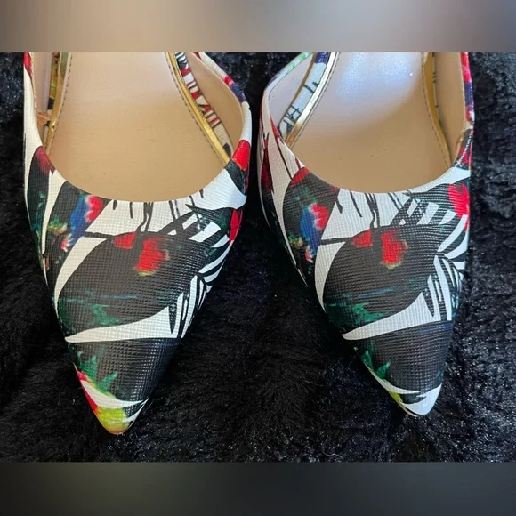 Jessica Simpson Claudette Colorful Tropical Print Women's Heels. Size 5.5 - Picture 3 of 6
